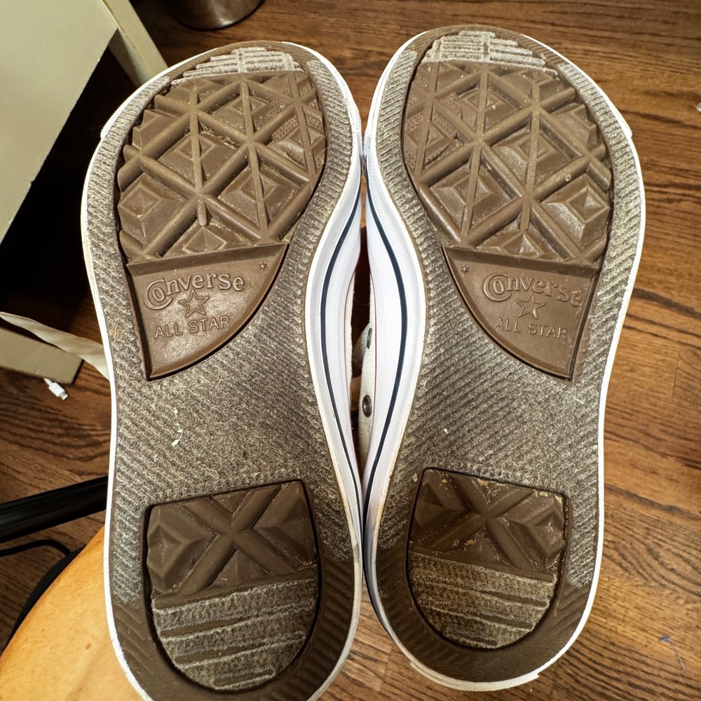 Converse All Star White Studded High Top Sneakers Kids / Jrs 4 or Womens 6 - Picture 8 of 10